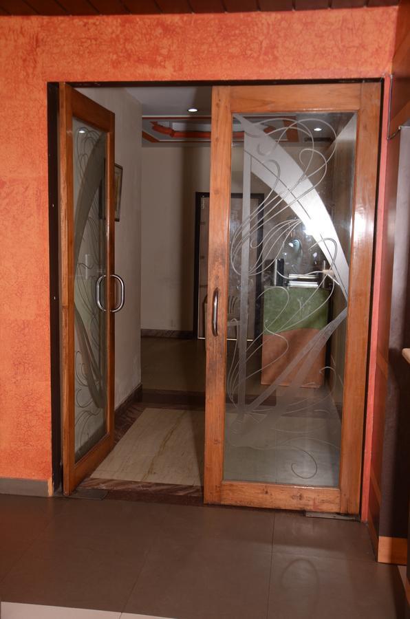 Hotel Tashila Манали Экстерьер фото
