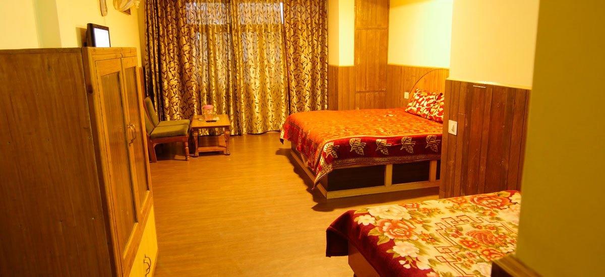 Hotel Tashila Манали Экстерьер фото